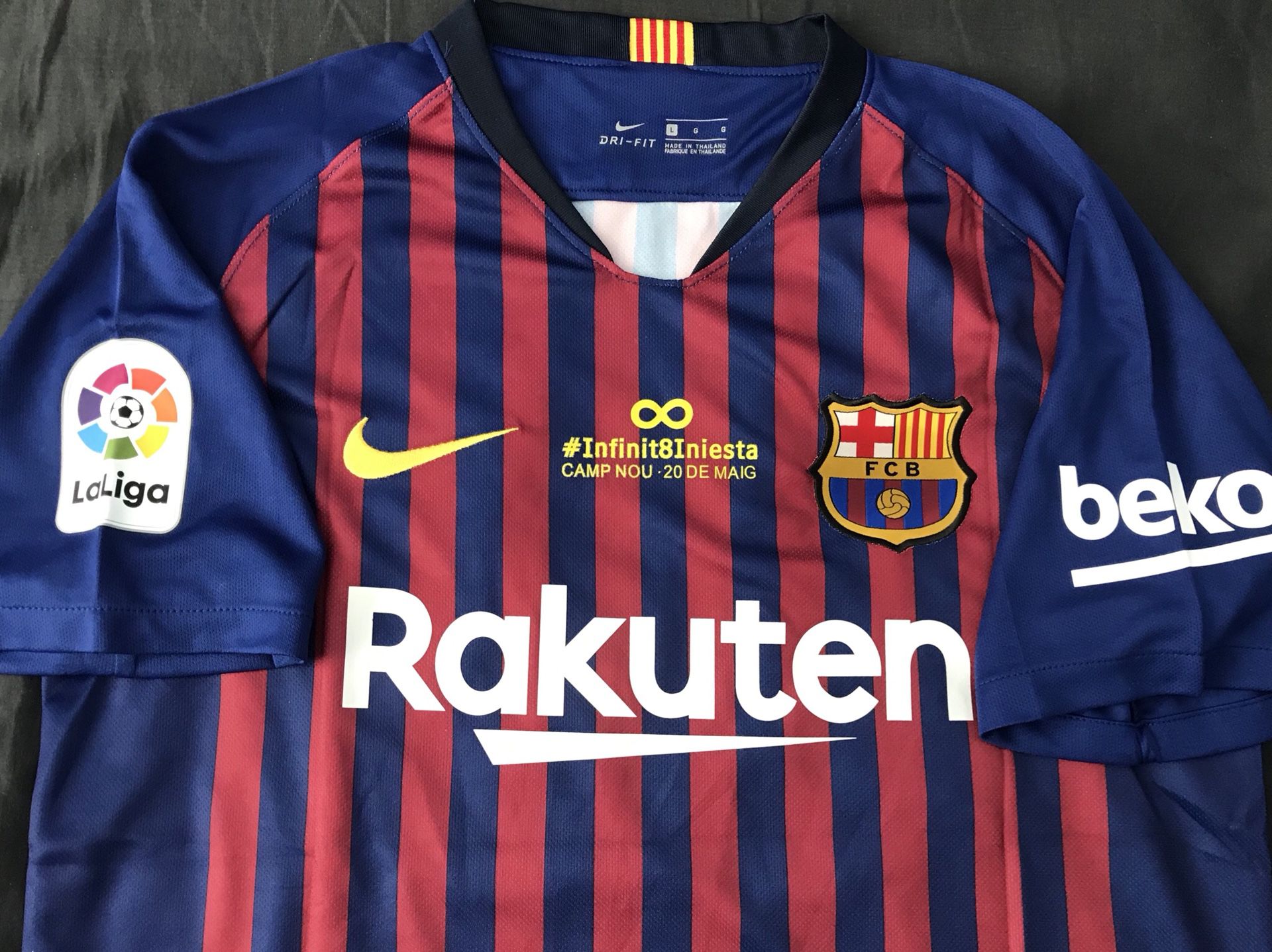 FC Barcelona Jersey Iniesta Special Infinity Shirt Large for Sale in ...
