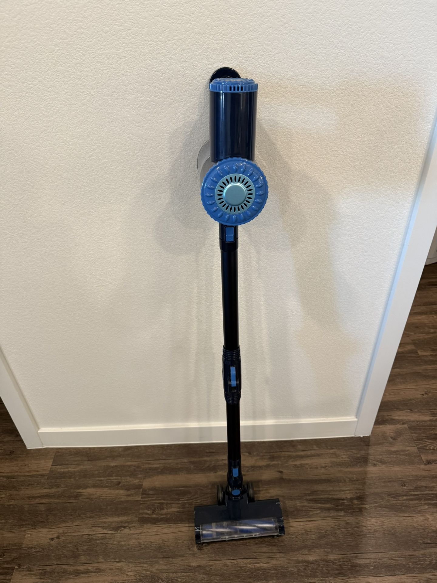 Prettycare Cordless Vacuum