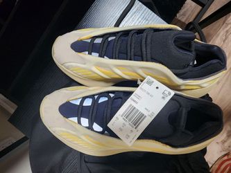 Brand new Yeezy 700  v3