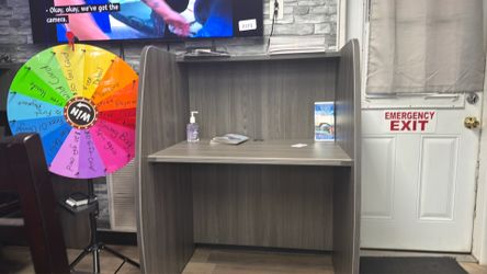 Receptionist desk