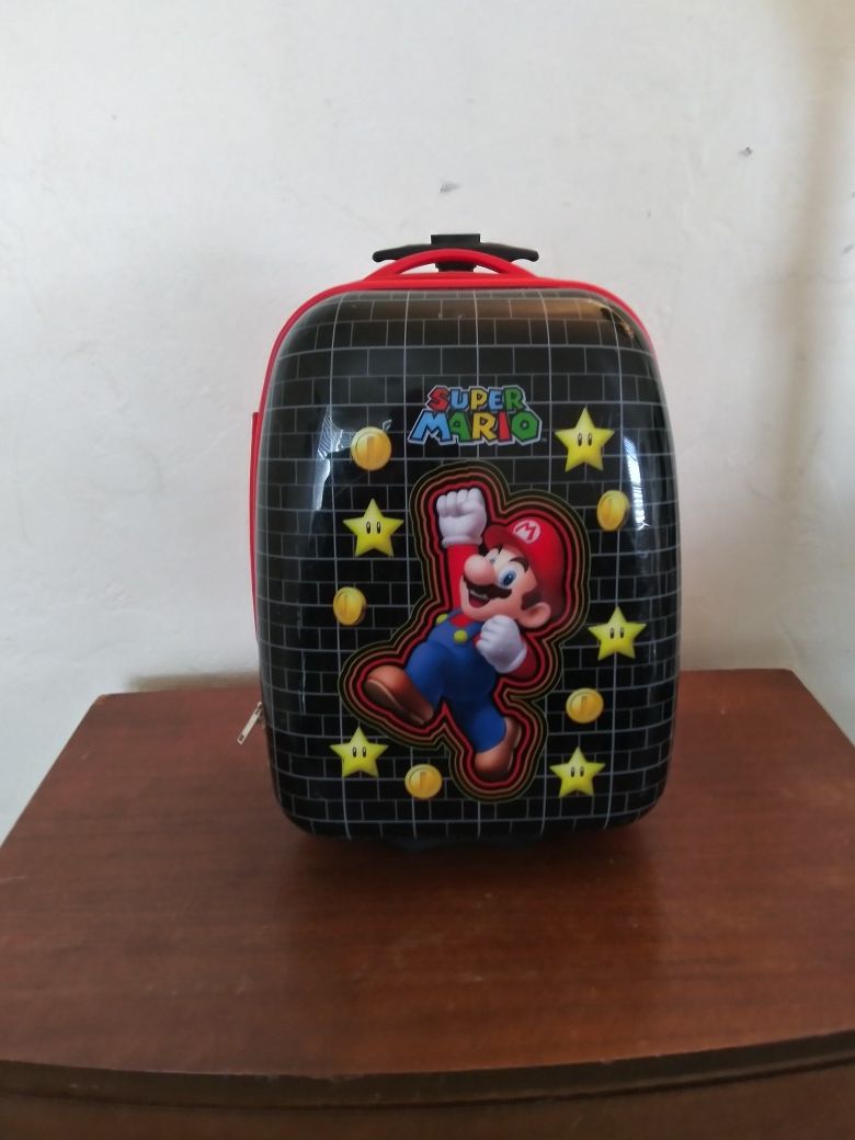 Collectible . suitcase. Super mario Nintendo
