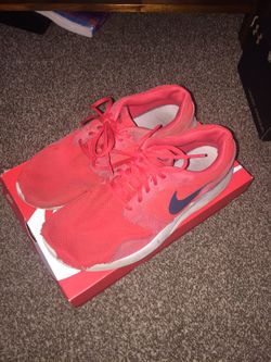 Nike Kaishi Red size 12
