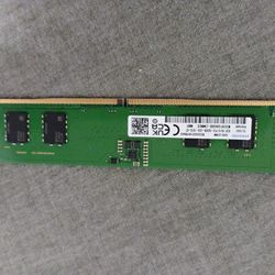 Samsung 8GB DDR5 DRAM 