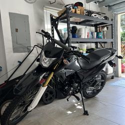 Dirt Bike Hawk DLX 250