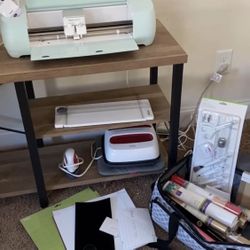 Cricut bundle 