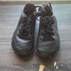 Soccer Cleats Kids Size 10
