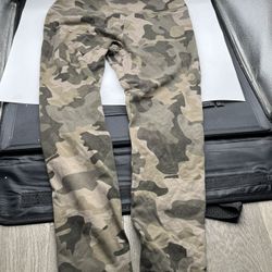 Wild Fable Camouflage Leggins Size Large 