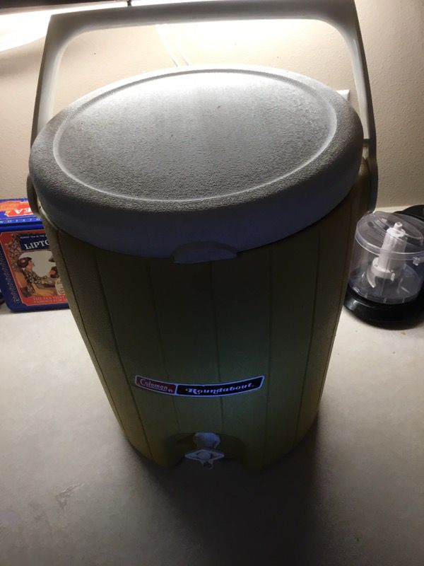 Colman cooler holds 2 gallons