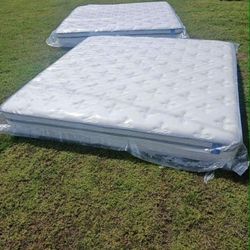 Kingg Neww Mmattress Only New 