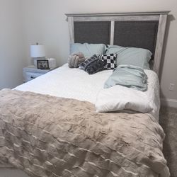 Queen Size Bed frame And Mattress 