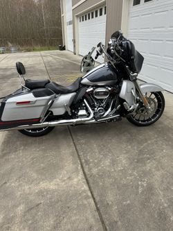 2019 Harley Davidson CVO Street Glide