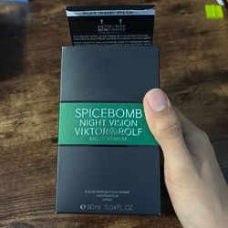 Victor & Rolf Spicebomb NightVision EDP