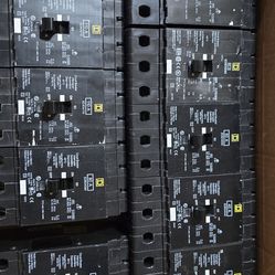 Square D 3 Hole Industrial Circuit Breakers