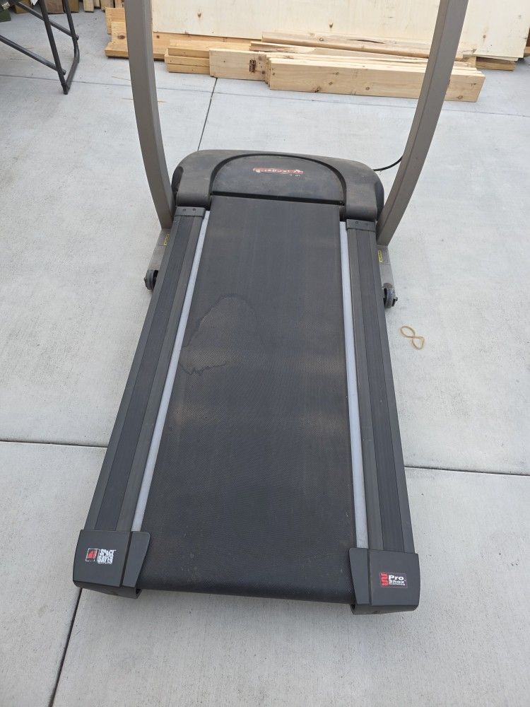 Free Treadmill