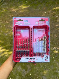 Milwaukee SHOCKWAVE 23-Pc Titanium Drill Bit Set (48-89-4631)