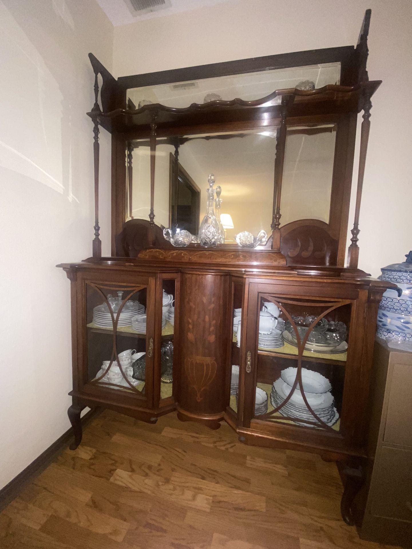 China Cabinet 