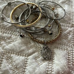 Juicy Couture Bangle Stack