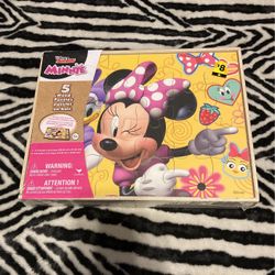 Brand New Minnie Mouse Puzzles 