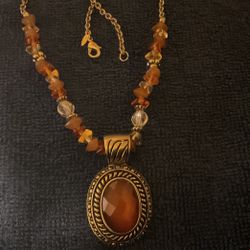 18” Goldtone Beaded Necklace With Pendant,By Avon SP