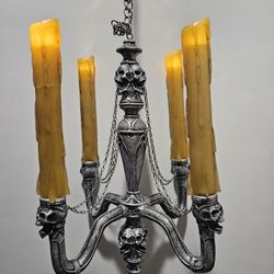 Halloween Goth Skull Chandelier
