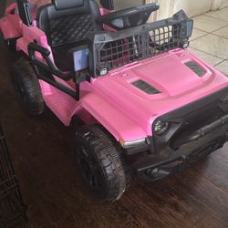 Toy Jeep - Still Like new - used Some 