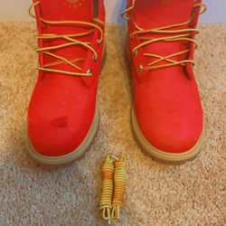 Red Timberland 