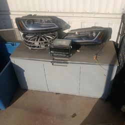 VW Jetta Headlights And Stock Radio And 3 Hubcaps