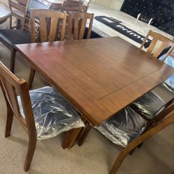 ✨ Brand New Solid Wood Dining Table Set