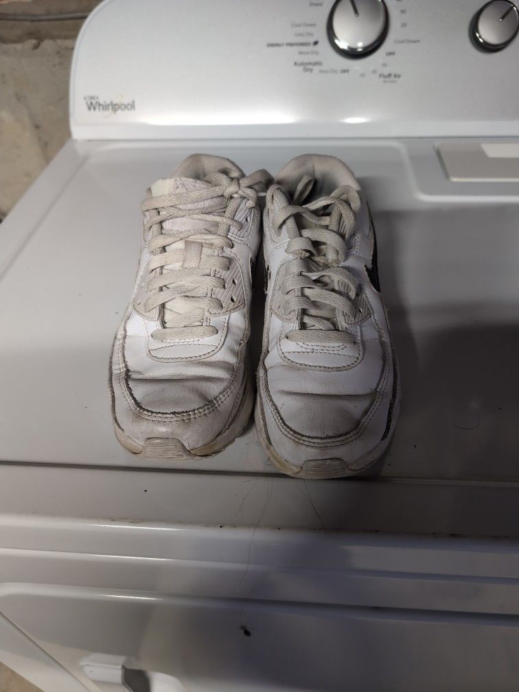 Nike Sneakers Size 4.5 Youth White Leather