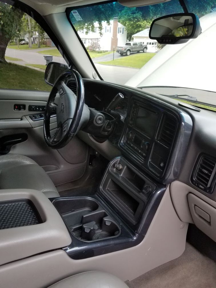2006 Chevy Avalanche "Southern Comfort Edition" 96,000 miles for Sale