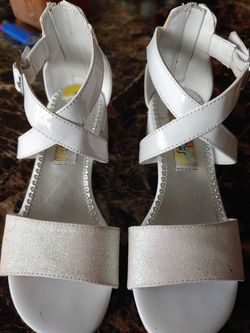 Used Girls zise 1 high heels