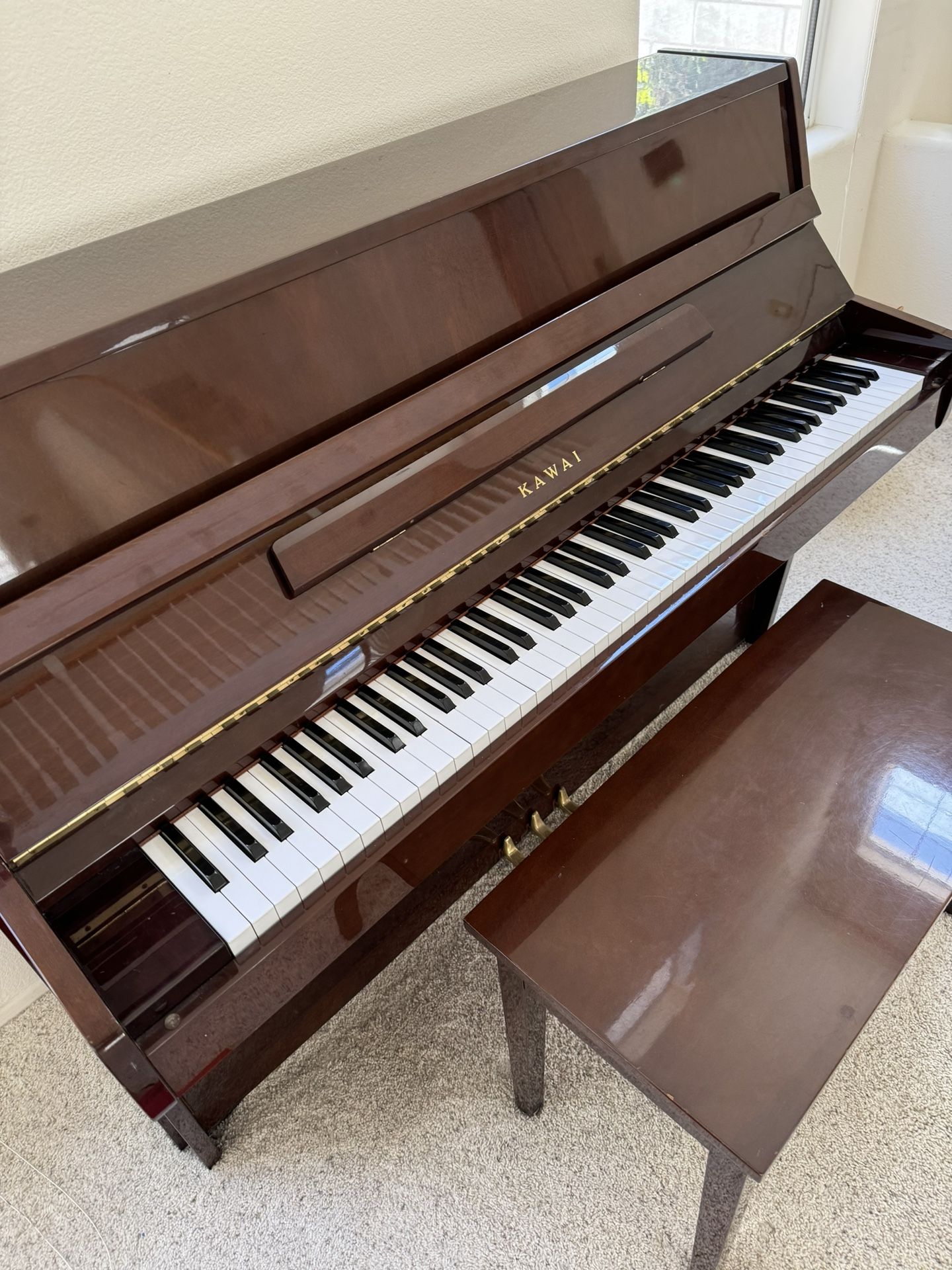 Kawai Piano, CE-7 Mahogany Upright