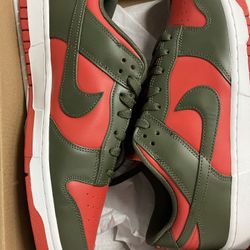 Men’s Nike Dunks Low