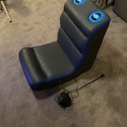 Pyramat PM 220 Sound Rocker Gaming Chair