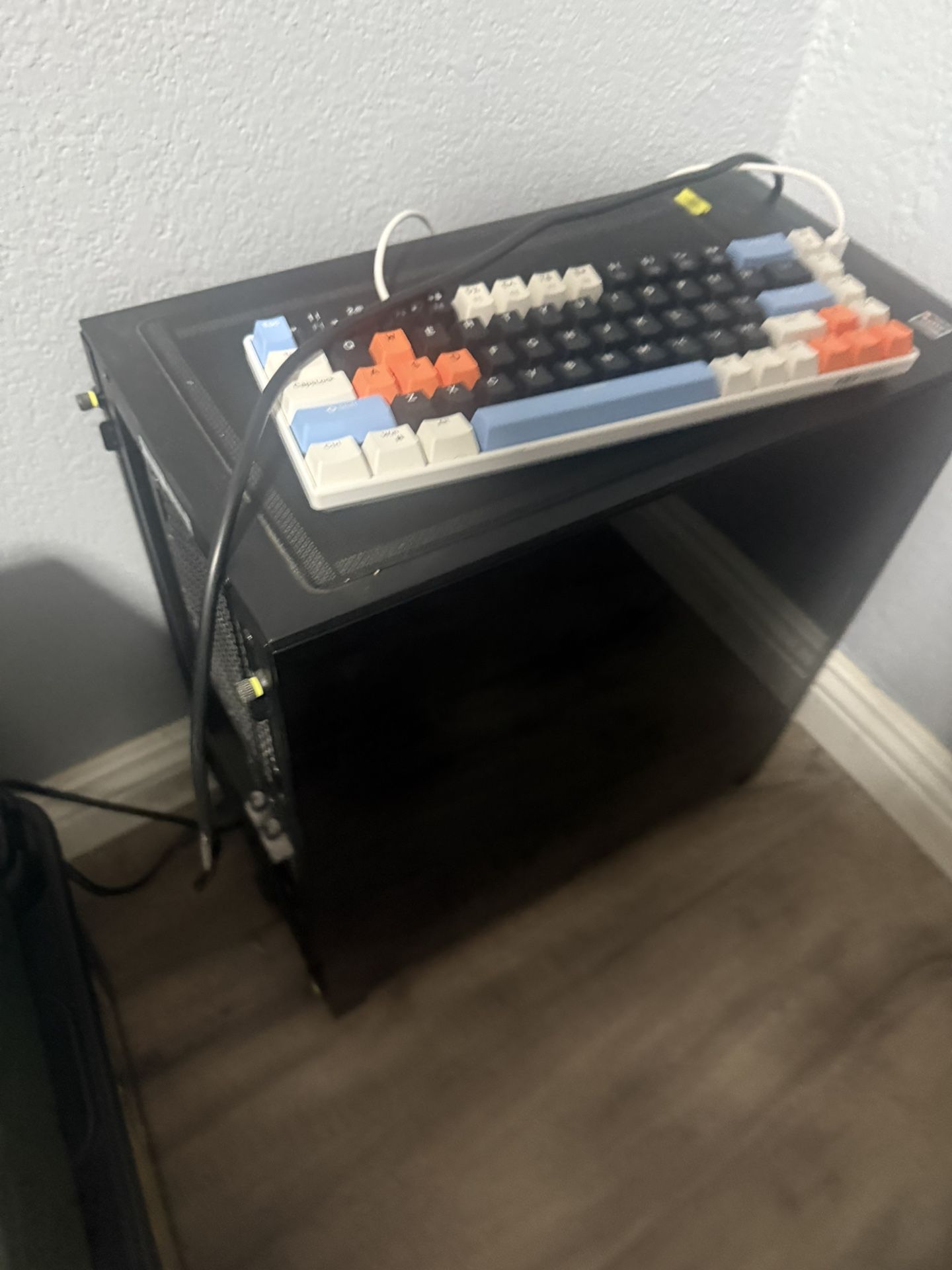 Gaming Pc With Monitor And Mouse And Keyboard