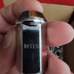 Lug Nuts