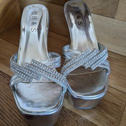 New High Heels 5" Women Diamond-Studded Open Toe Slip-On Party Shoes EU 37, US 7. Stylish & Elegant Silver Mules.

Closure type

Slip On

About this i