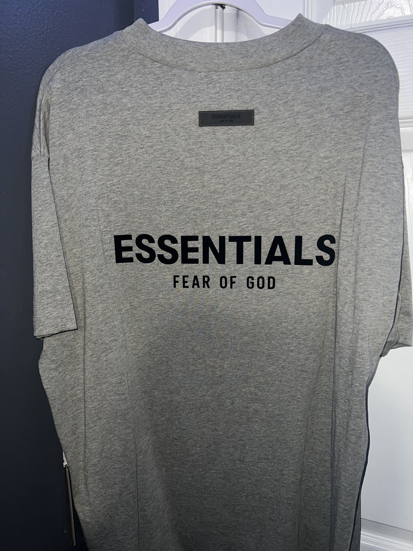 Essential Shirt 