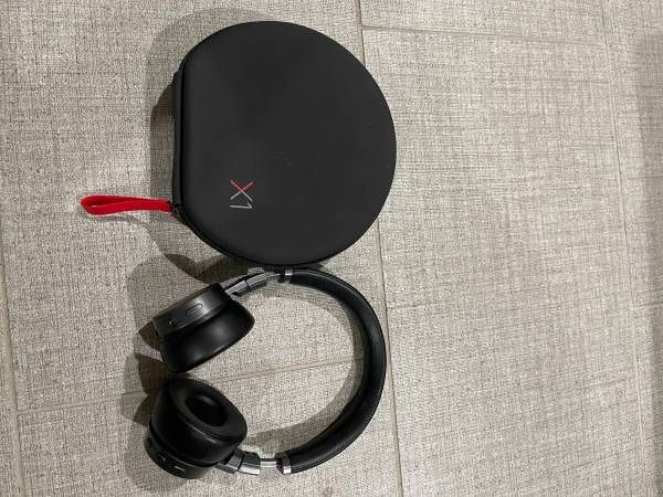Lenovo Headset - Wireless - Bluetooth - Over-The-Head-Noise Canceling