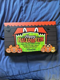 Disney Pins Halloween 13-Day Countdown Calendar 2026