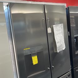 New Scratch And Dent LG 28.7 Cu Ft Stainless Steel French Door Fridge. 1 Year Warranty 
