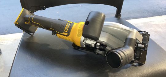 DEWALT ATOMIC 20-Volt MAX Cordless 4-1/2 in. Circular Saw (Tool-Only)