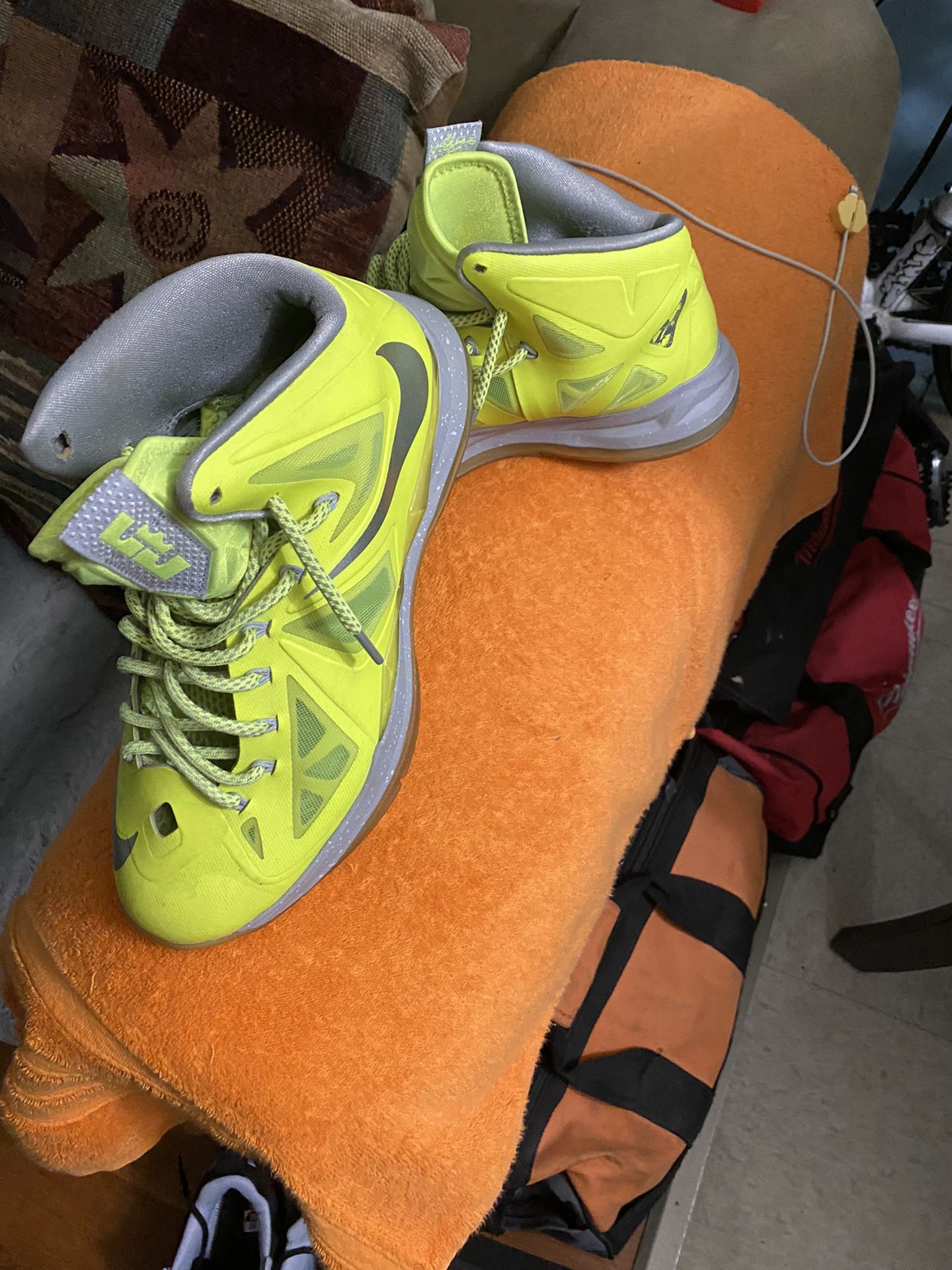 Size9