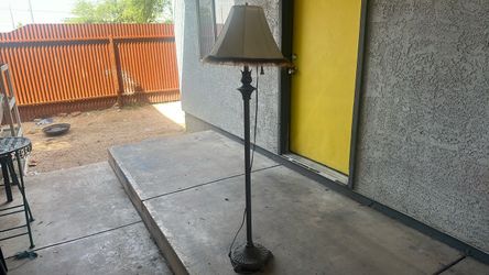 Vintage Brass Couch side Lamp