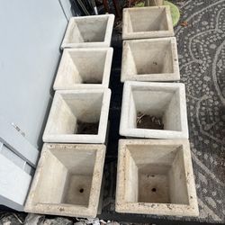 Heavy small plant pots