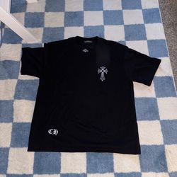 Black chrome heart shirt (xl)