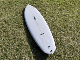5’7” Xanadu HotDog Bonzer Surfboard
