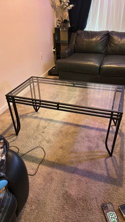 Metal/ glass coffee table