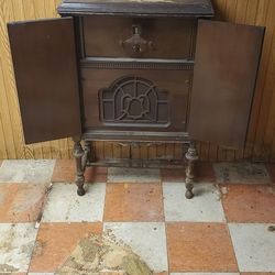 Sparton 79-A Vintage Tube Radio Speaker Wood Cabinet