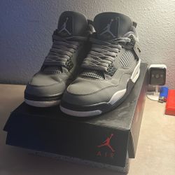 Air Jorden’s 4 Retros 